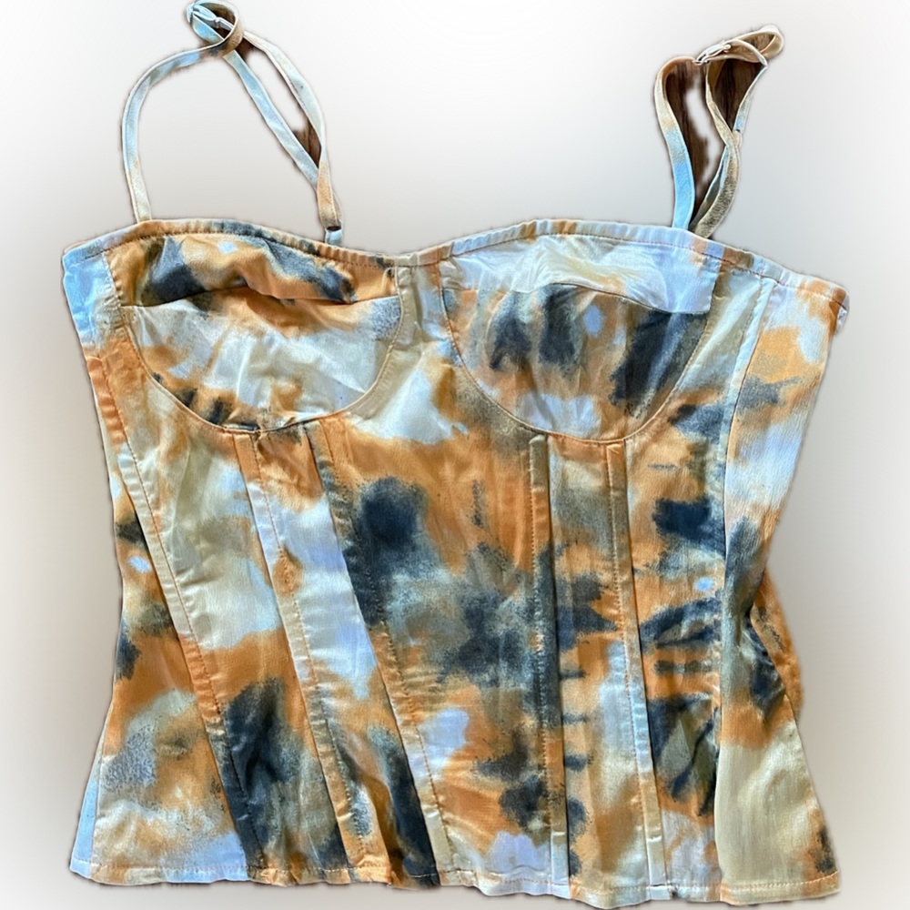 PRETTY LITTLE THING Top
